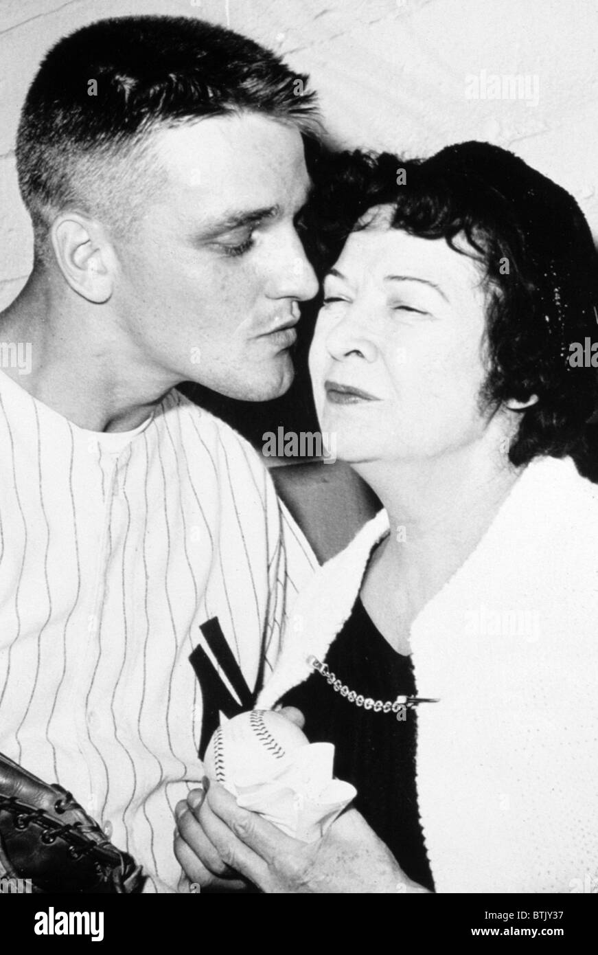Roger Maris (NY Yankees) with Mrs. Babe Ruth after hitting 60th home run, 1961. Stock Photo