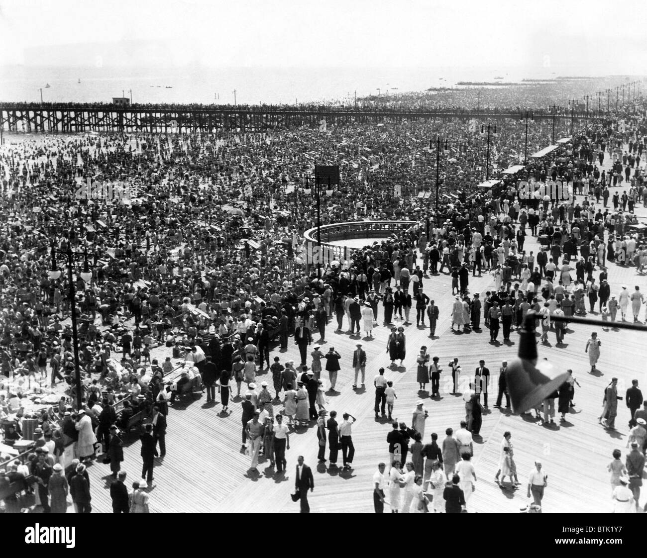EV1979 - Coney Island, NY, on July 4, 1936 Stock Photo