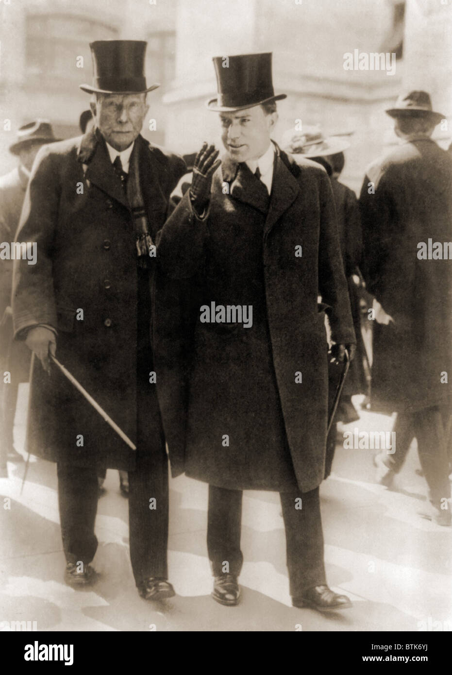 William Mackenzie King and John D. Rockefeller Jr - 1915 : r