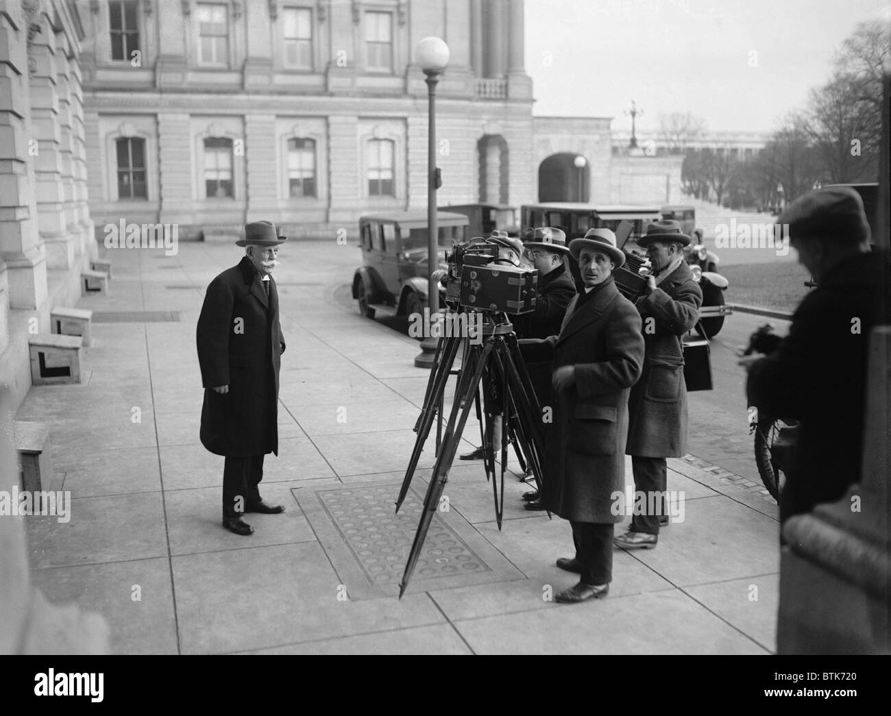 1920s reporters hi-res stock photography and images - Alamy
