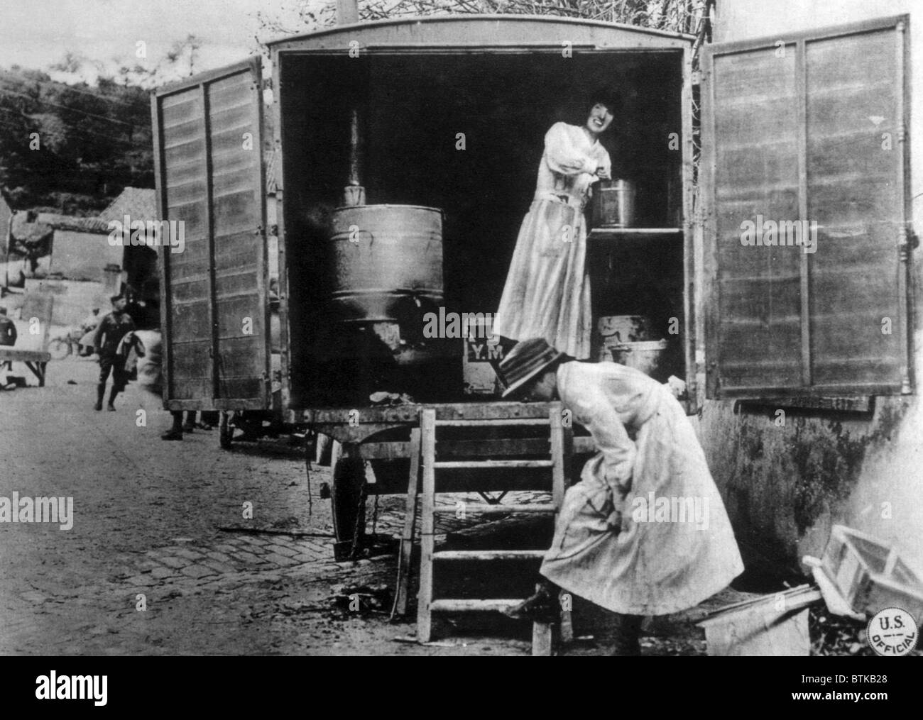World War I, a YMCA mobile kitchen on the edge of the St. Mihiel salient in France, U.S. Signal Corps photograph, 1918 Stock Photo