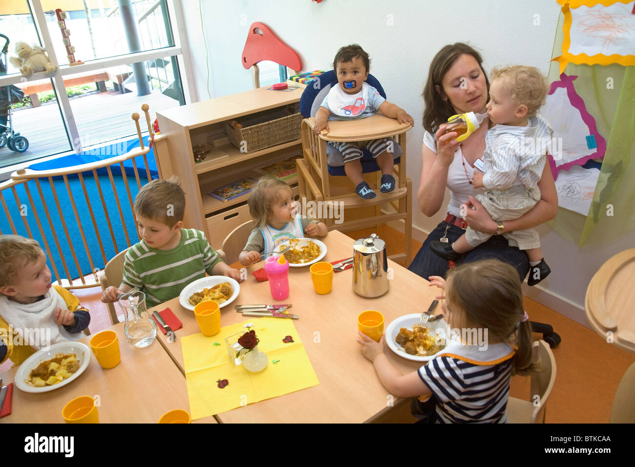  The company kindergarten of Metro, Duesseldorf, Germany Stock Photo - Alamy Motiv 