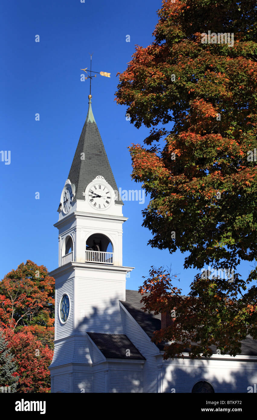 Fall colour new england church hires stock photography and images Alamy