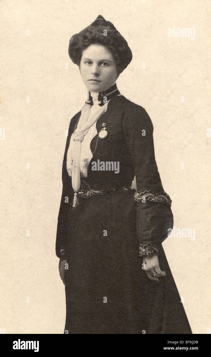 Etta Place, mistress of Harry Longbaugh (the Sundance Kid), traveled with Sundance and Butch Cassidy to South America. Actress Katherine Ross portrayed Etta in the 1967 film, BUTCH CASSIDY AND THE SUNDANCE KID. Portrait ca. 1900. Stock Photo