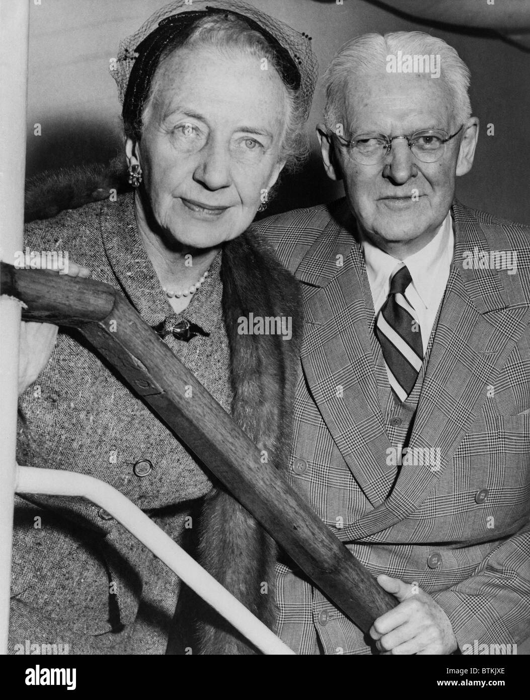 Dr. Sara Claudia Murray Jordan (1884-1959), a gastroenterologist and one of the founding physicians of the Lahey Clinic in Boston, Massachusetts. She provided medical care for John F. Kennedy for the 25 years, through his childhood illnesses and early treatment for Addison's disease. 1958 photo with her husband, Penfield Mower. Stock Photo
