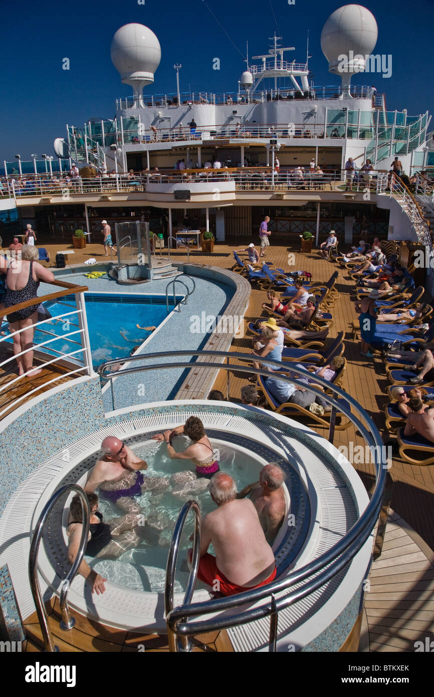 Cruise ship azura balcony hi-res stock photography and images - Alamy