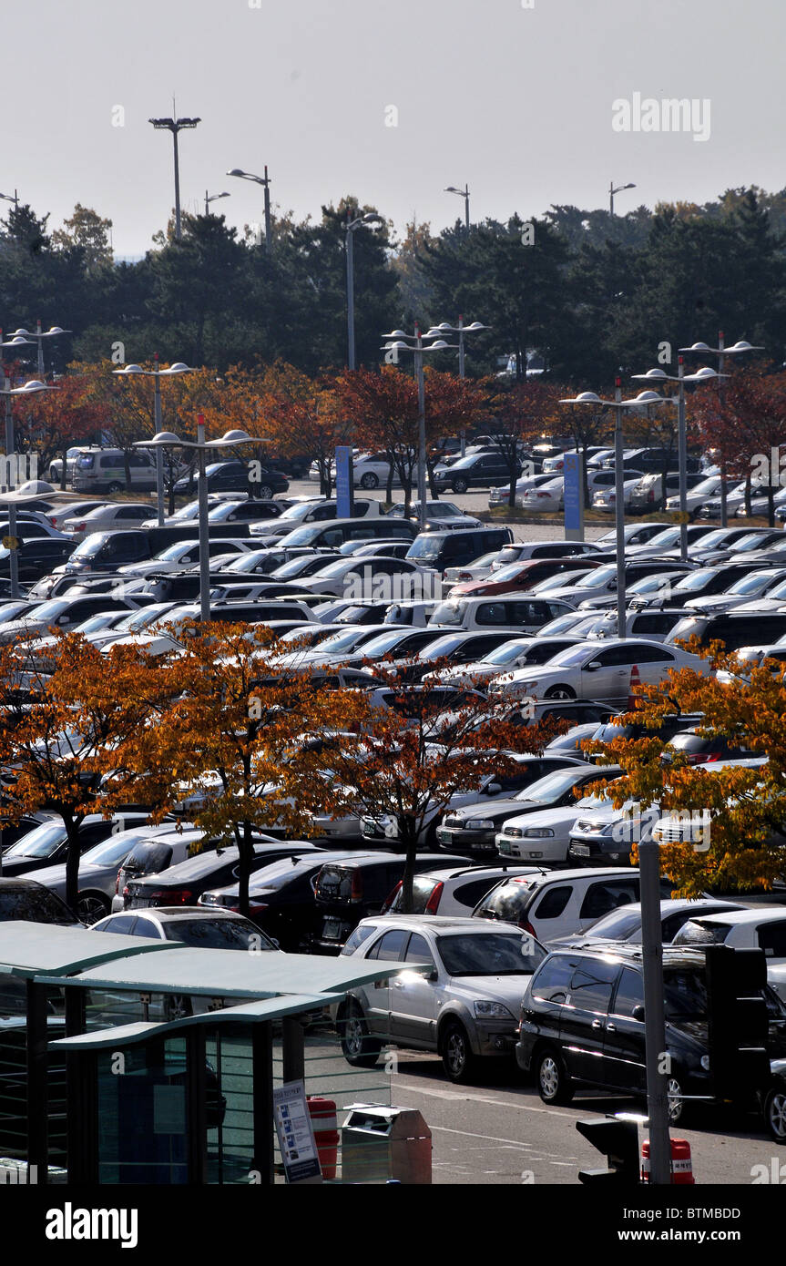 Airport Car Parking Stock Photos & Airport Car Parking Stock Images Alamy