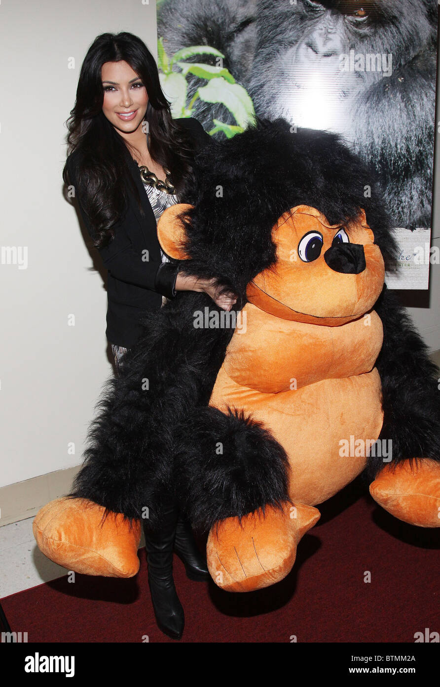 Ellen degeneres best sale gorilla stuffed animal