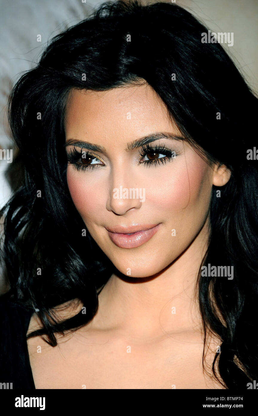 Kim Kardashian Fragrance Launch Stock Photo Alamy