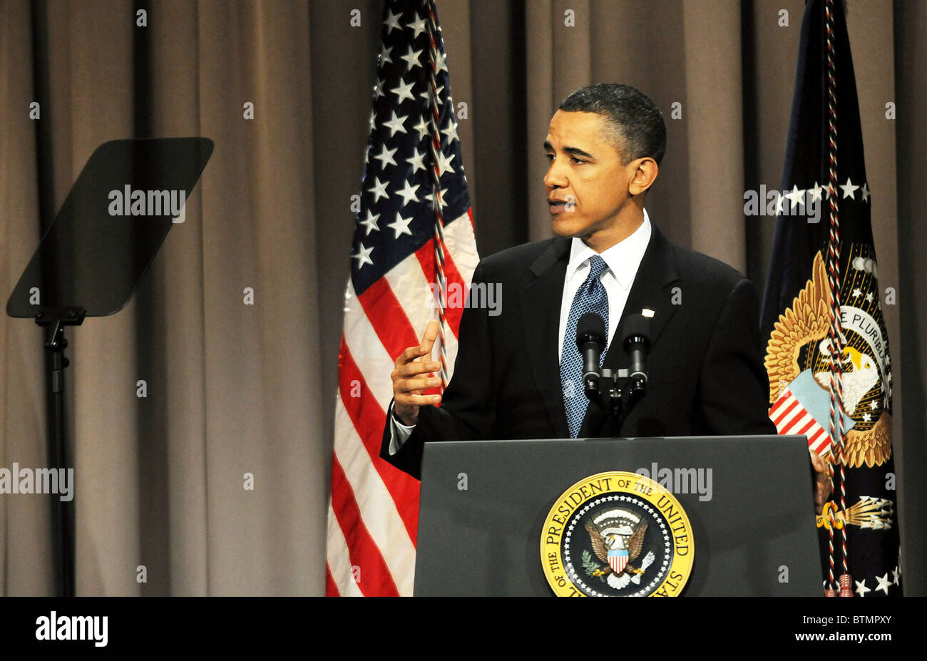 US President Barack Obama Speaks Abou Wall Street and  Financial Reform bill Stock Photo