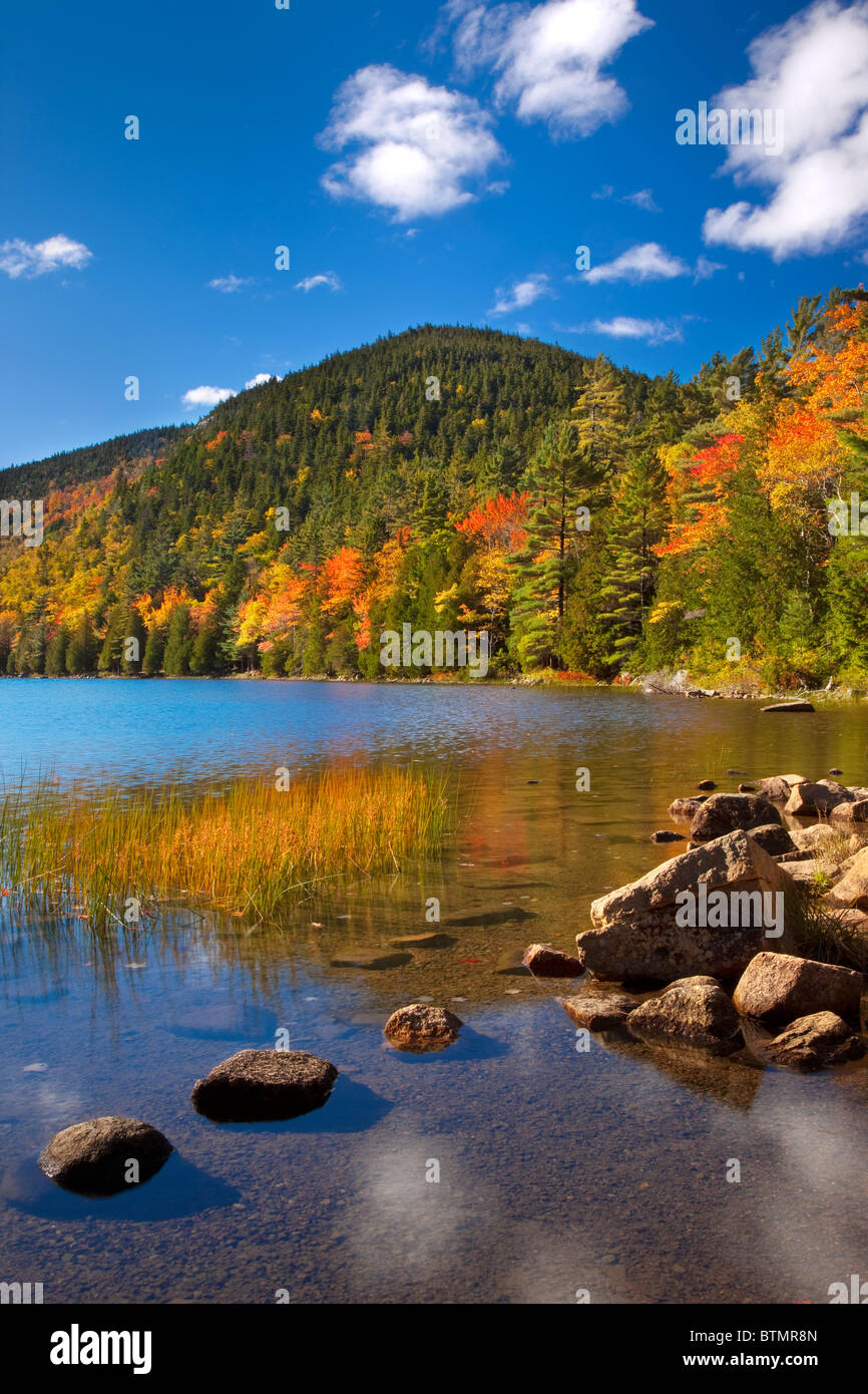Autumn view at Bubble Pond in Acadia National Park, Maine USA Stock Photo