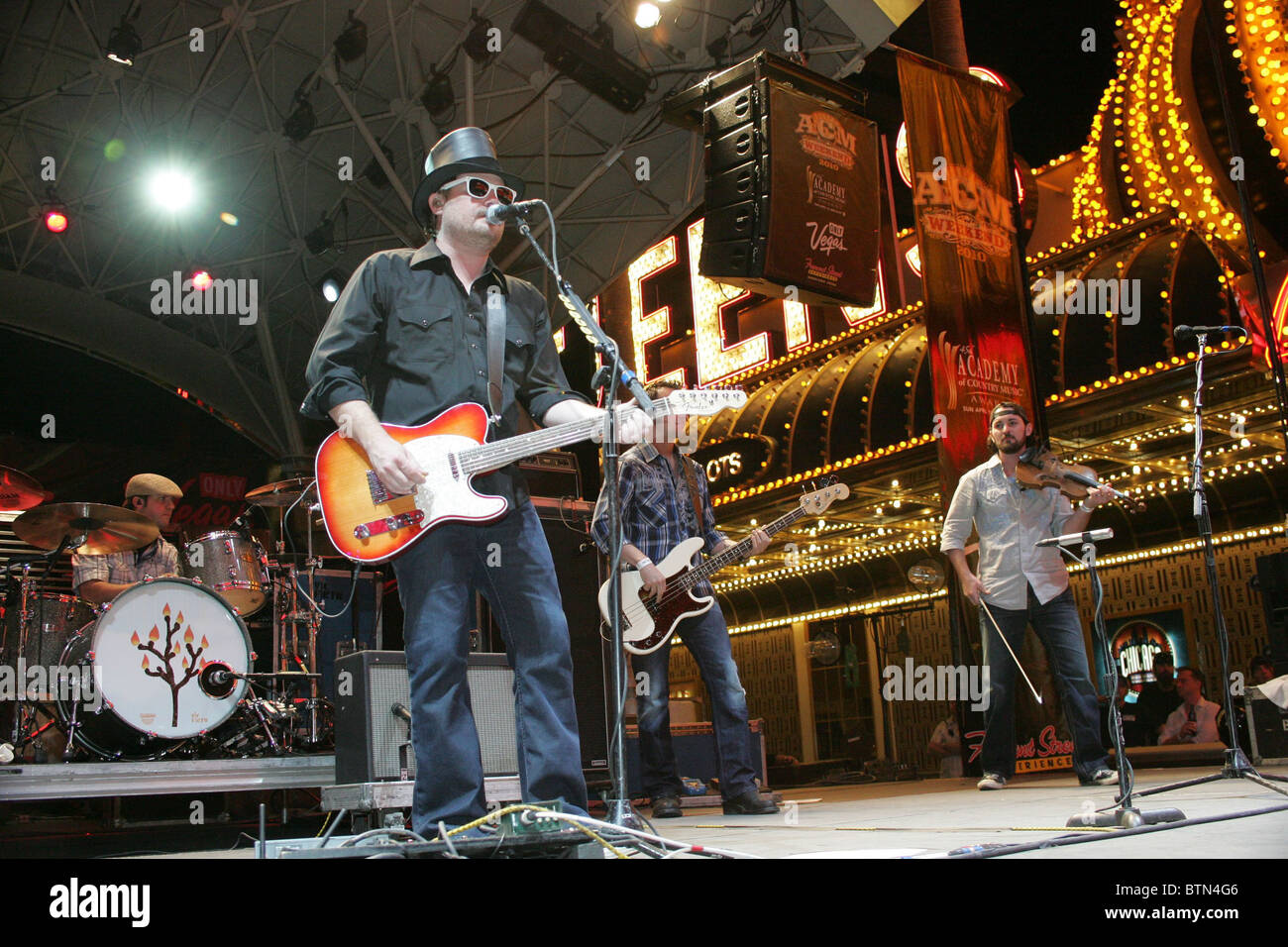 Fremont Street Experience Concert Series SAT Stock Photo Alamy fremont-street-experience-concert-series-sat-stock-photo-alamy
