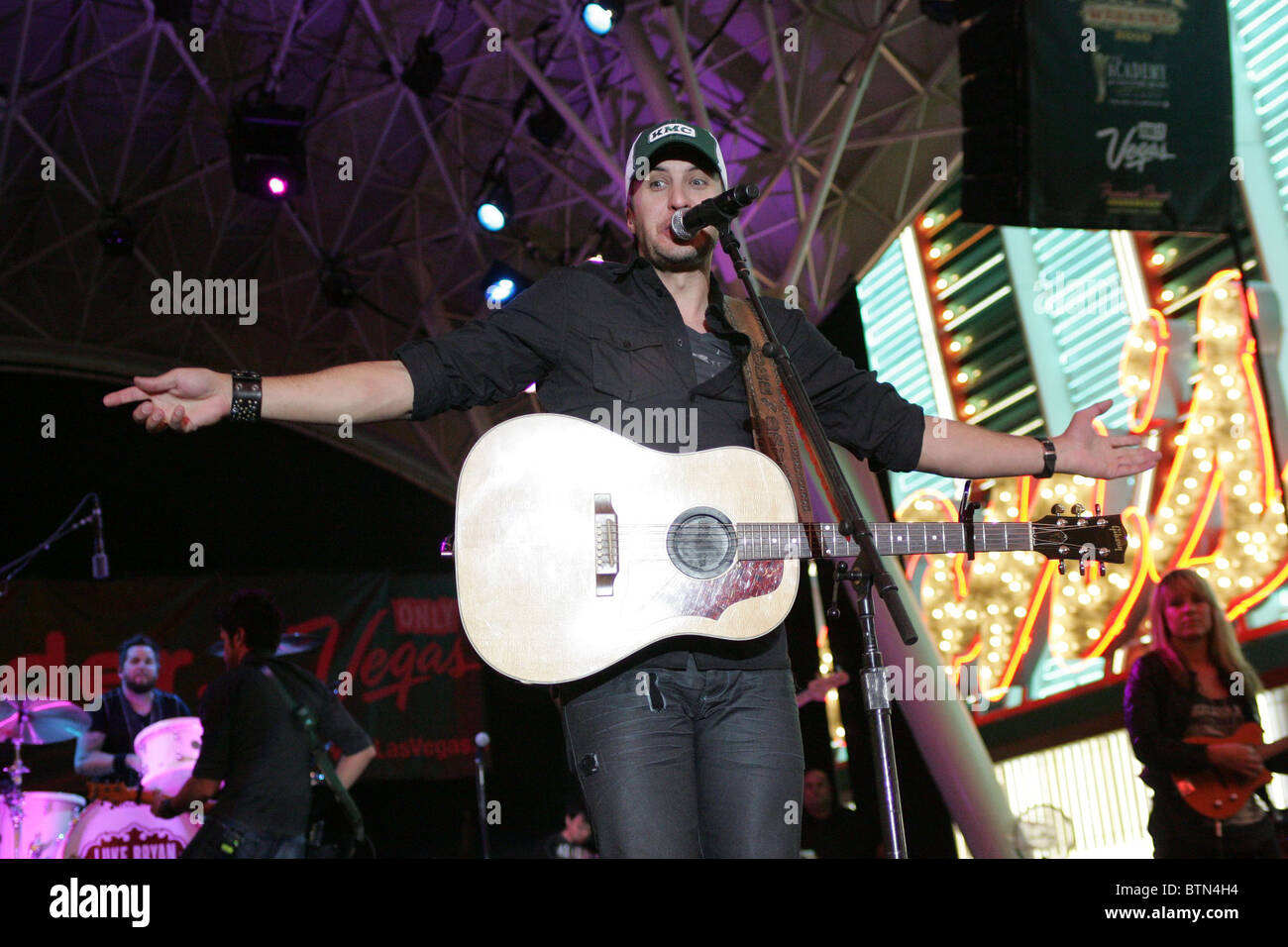 Fremont Street Experience Concert Series SAT Stock Photo Alamy fremont-street-experience-concert-series-sat-stock-photo-alamy