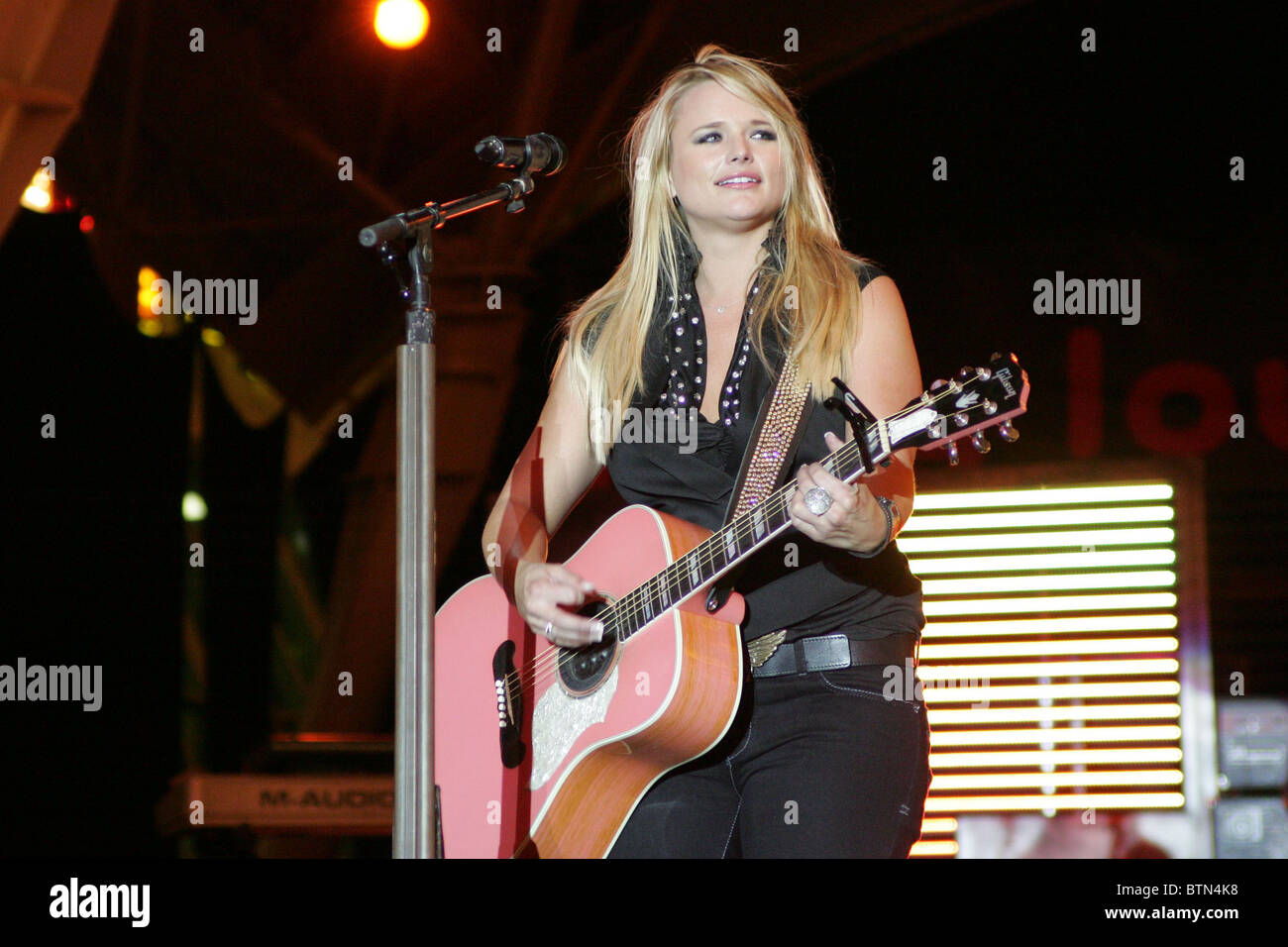 Fremont Street Experience Concert Series SAT Stock Photo Alamy fremont-street-experience-concert-series-sat-stock-photo-alamy