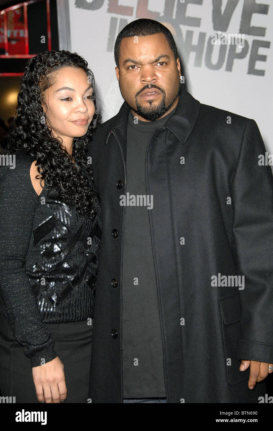 THE BOOK OF ELI Premiere Stock Photo - Alamy