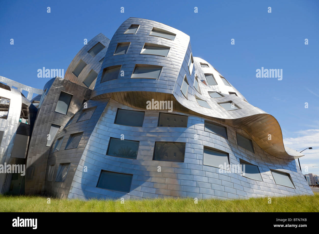 Modernist architect Frank Gehry's new creation "The Cleveland Clinic