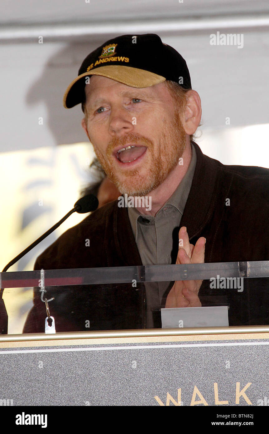 Star on the Hollywood Walk of Fame Ceremony for Russell Crowe Stock ...
