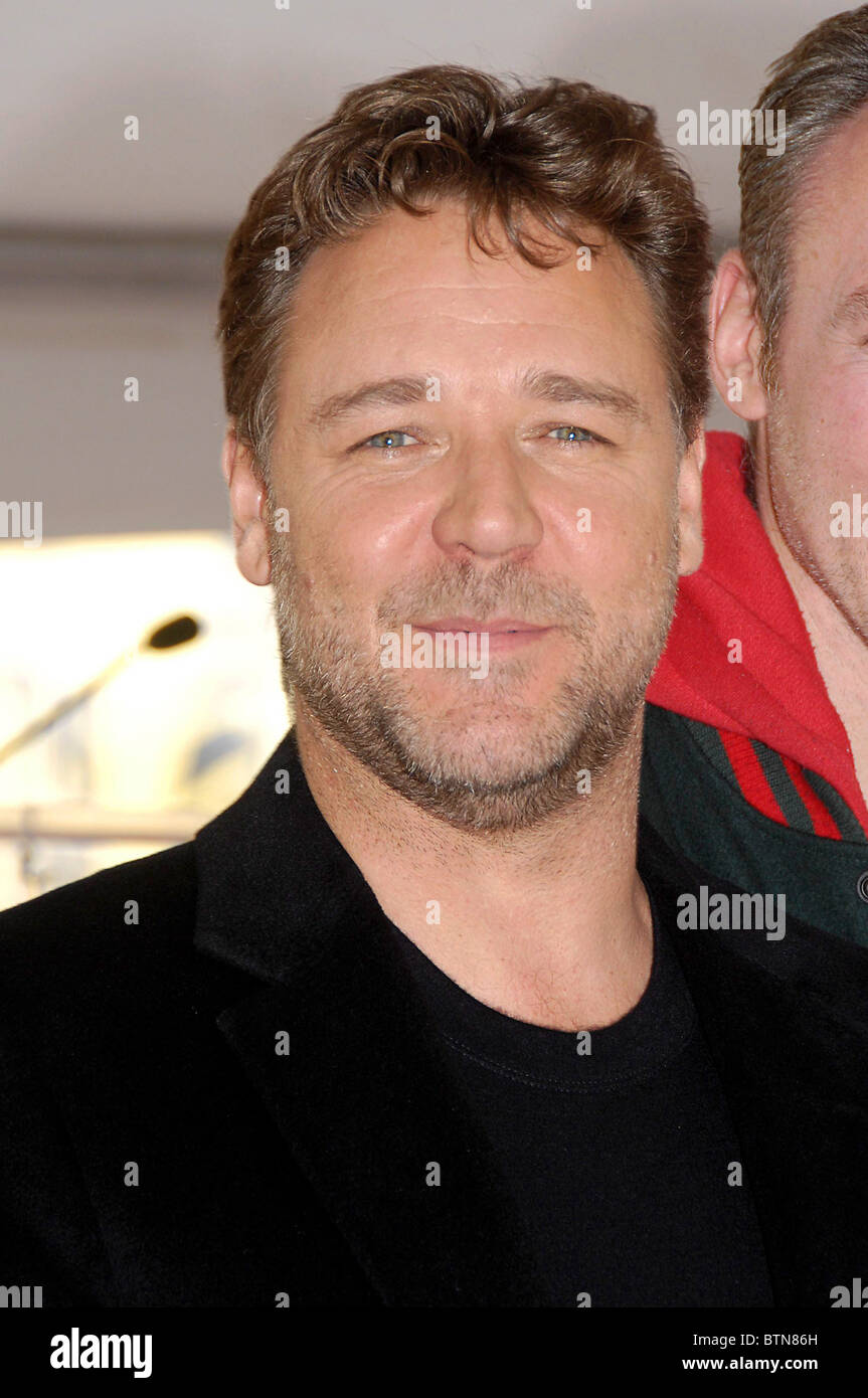 Star on the Hollywood Walk of Fame Ceremony for Russell Crowe Stock ...