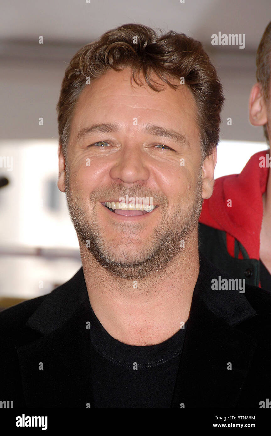 Star on the Hollywood Walk of Fame Ceremony for Russell Crowe Stock ...