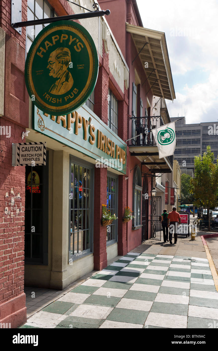 Irish pub and shops on 3rd Street in downtown Baton Rouge, Lousiana, USA Stock Photo