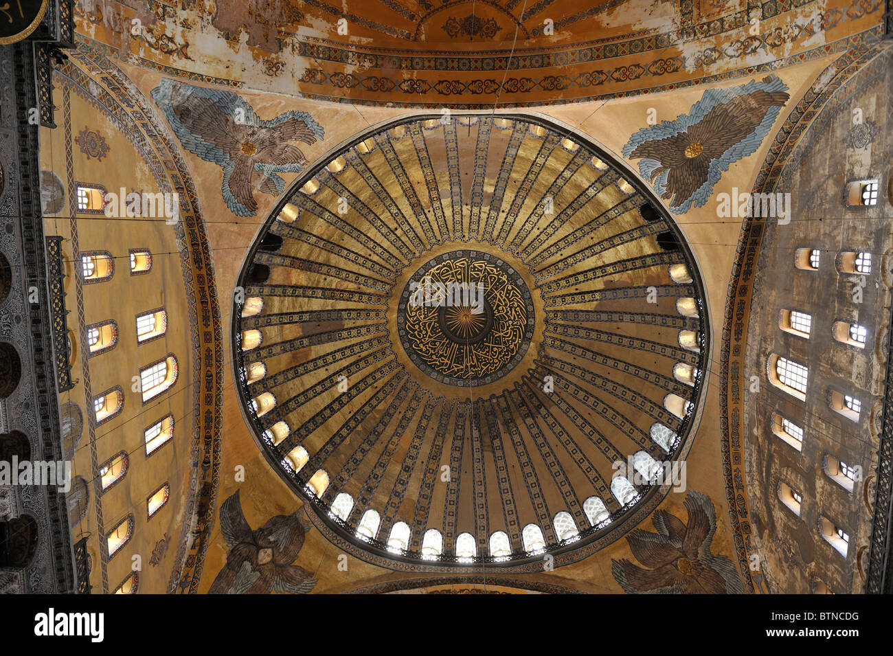 The dome, Aya Sofya, İstanbul, Turkey 100917 36286 Stock Photo