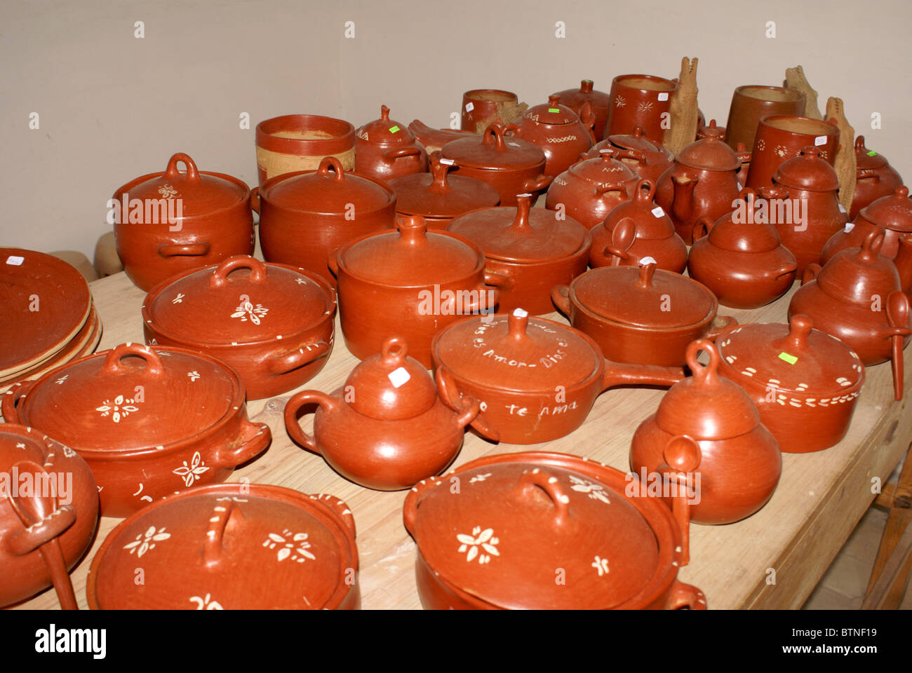 Lenca cooking pottery at La Escuelona interpretation center in the Lenca Indian village of La