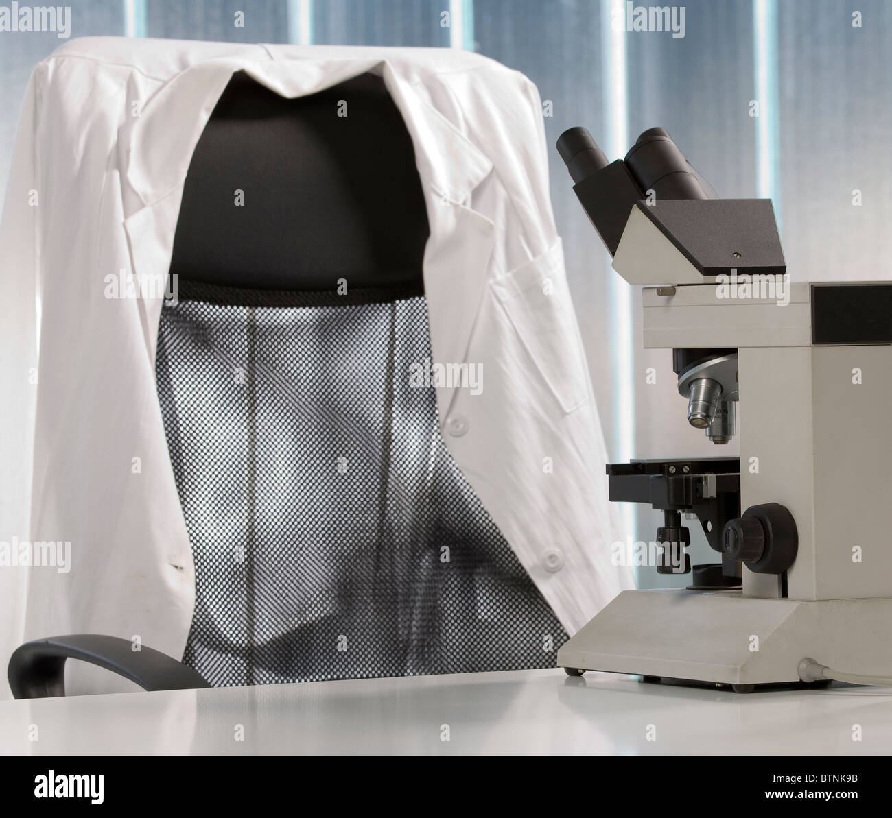 Microscope in laboratory Stock Photo - Alamy