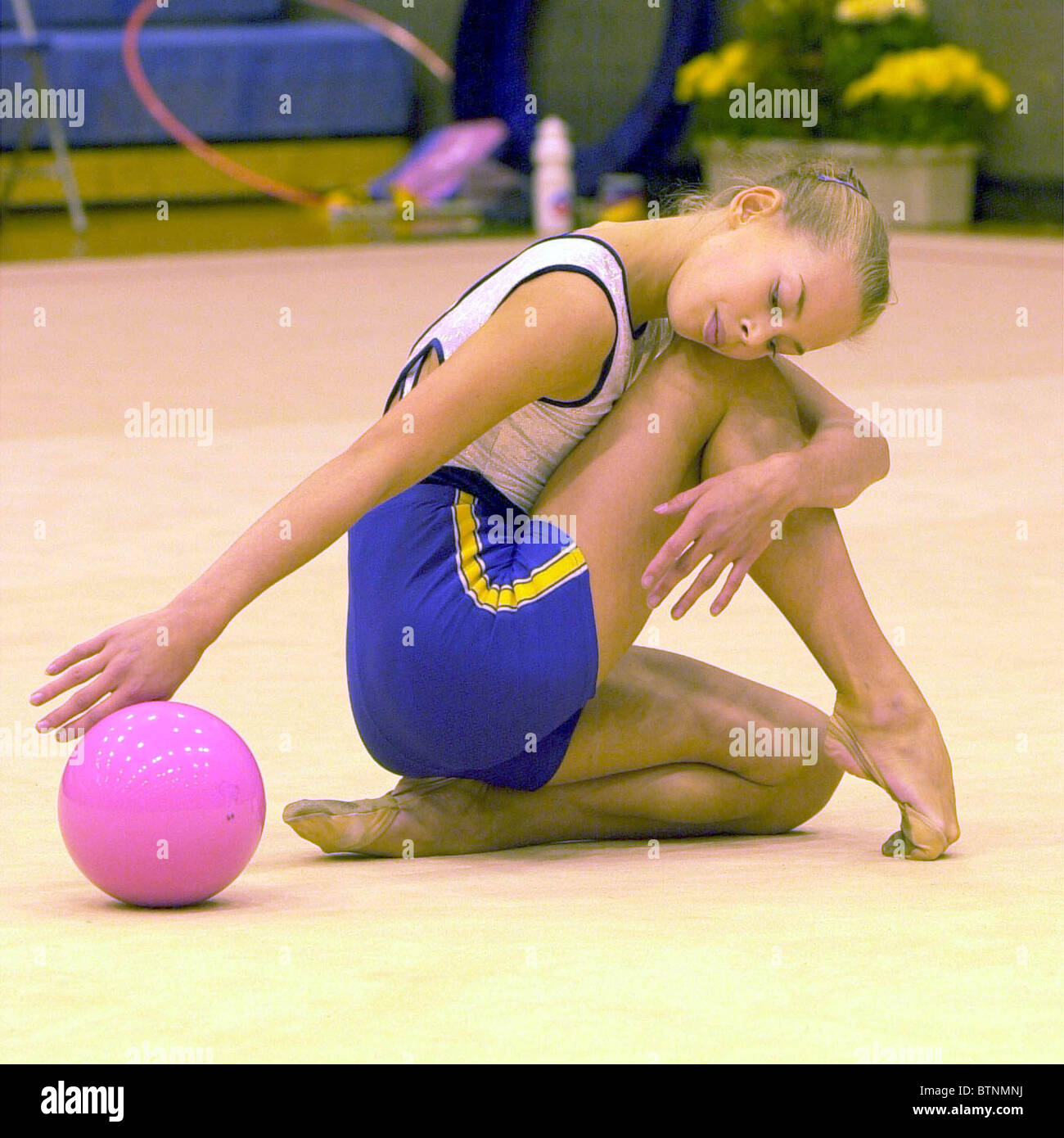 Michelle Denholm competing in rhythmic gymnastics calisthenics Stock Photo
