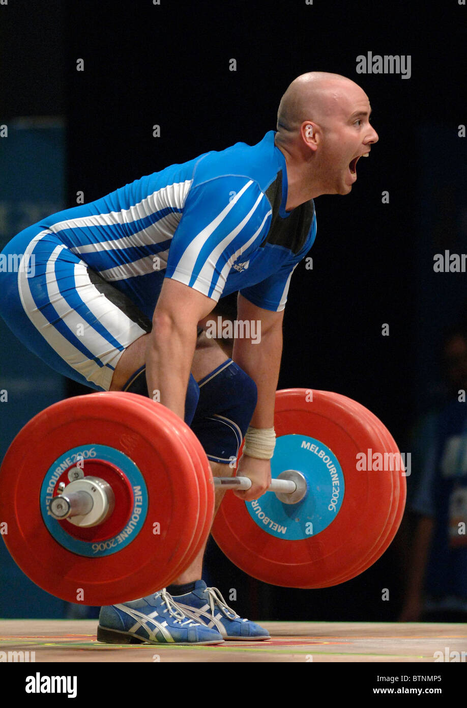 Scottish weight lighter Tommy Yule Stock Photo Alamy
