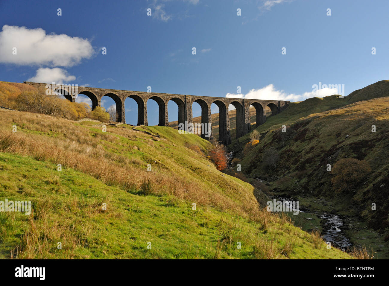 Arten Gill Viaduct, Settle-Carlisle Railway. Dentdale, Yorkshire Dales National Park, Cumbria, England, United Kingdom, Europe. Stock Photo