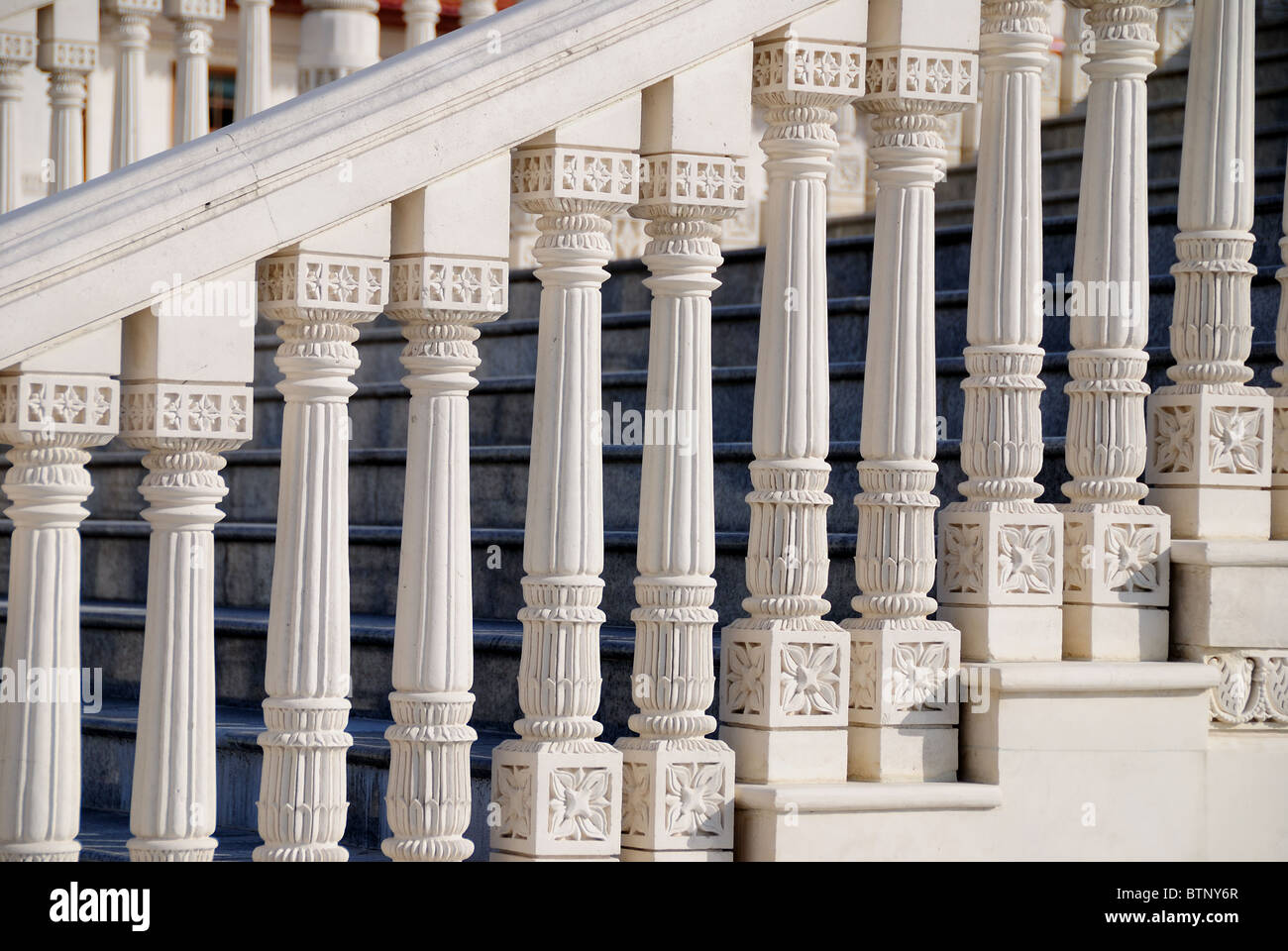 Carved staircase hand rail hi-res stock photography and images - Alamy