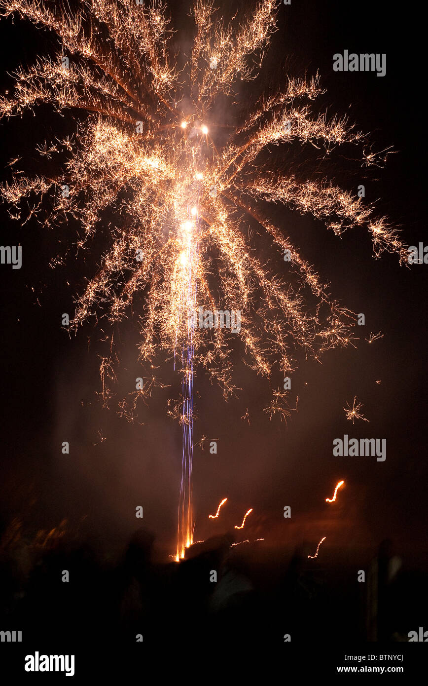 Roman candle firework hires stock photography and images Alamy