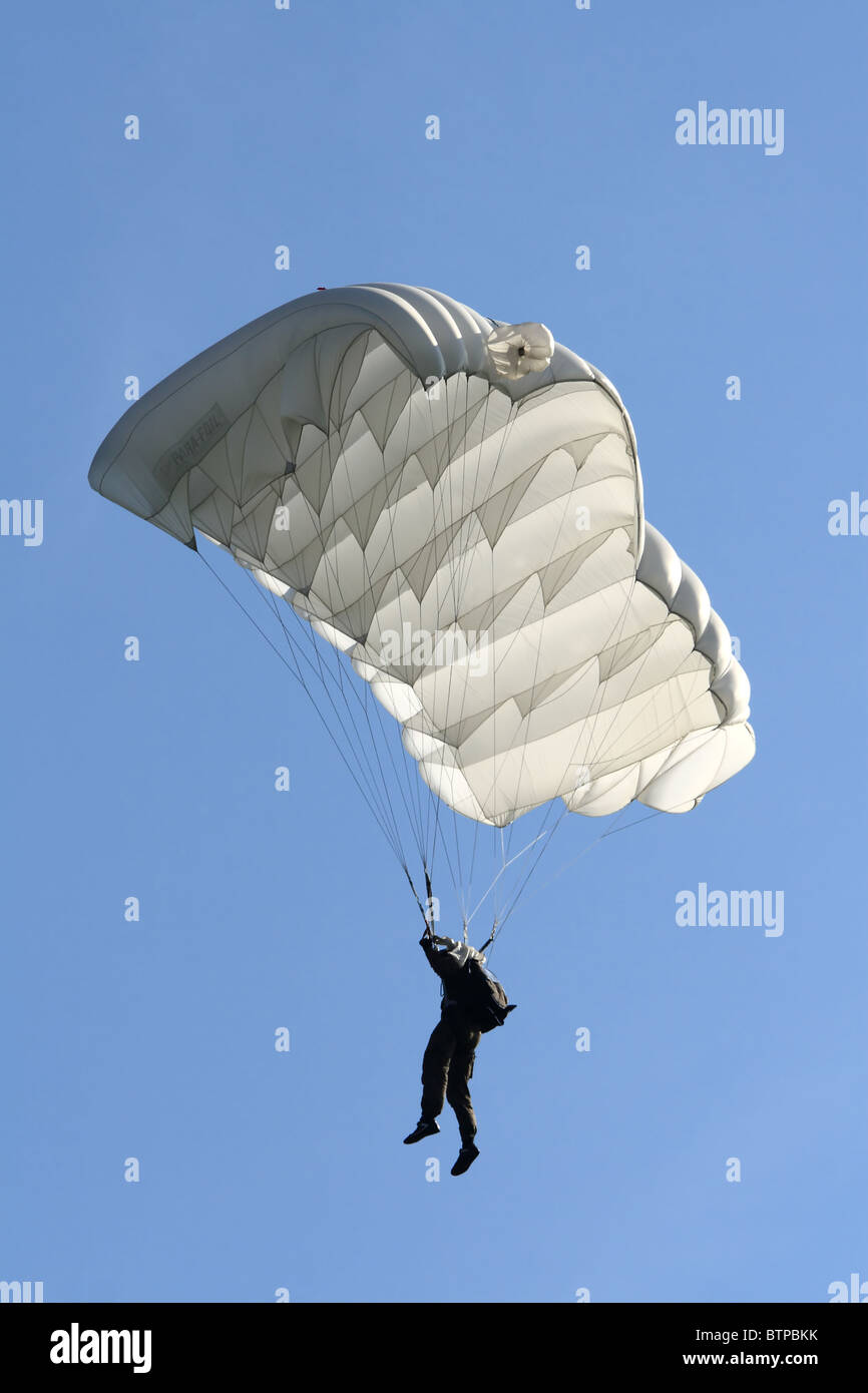 Hang glider training hi-res stock photography and images - Alamy