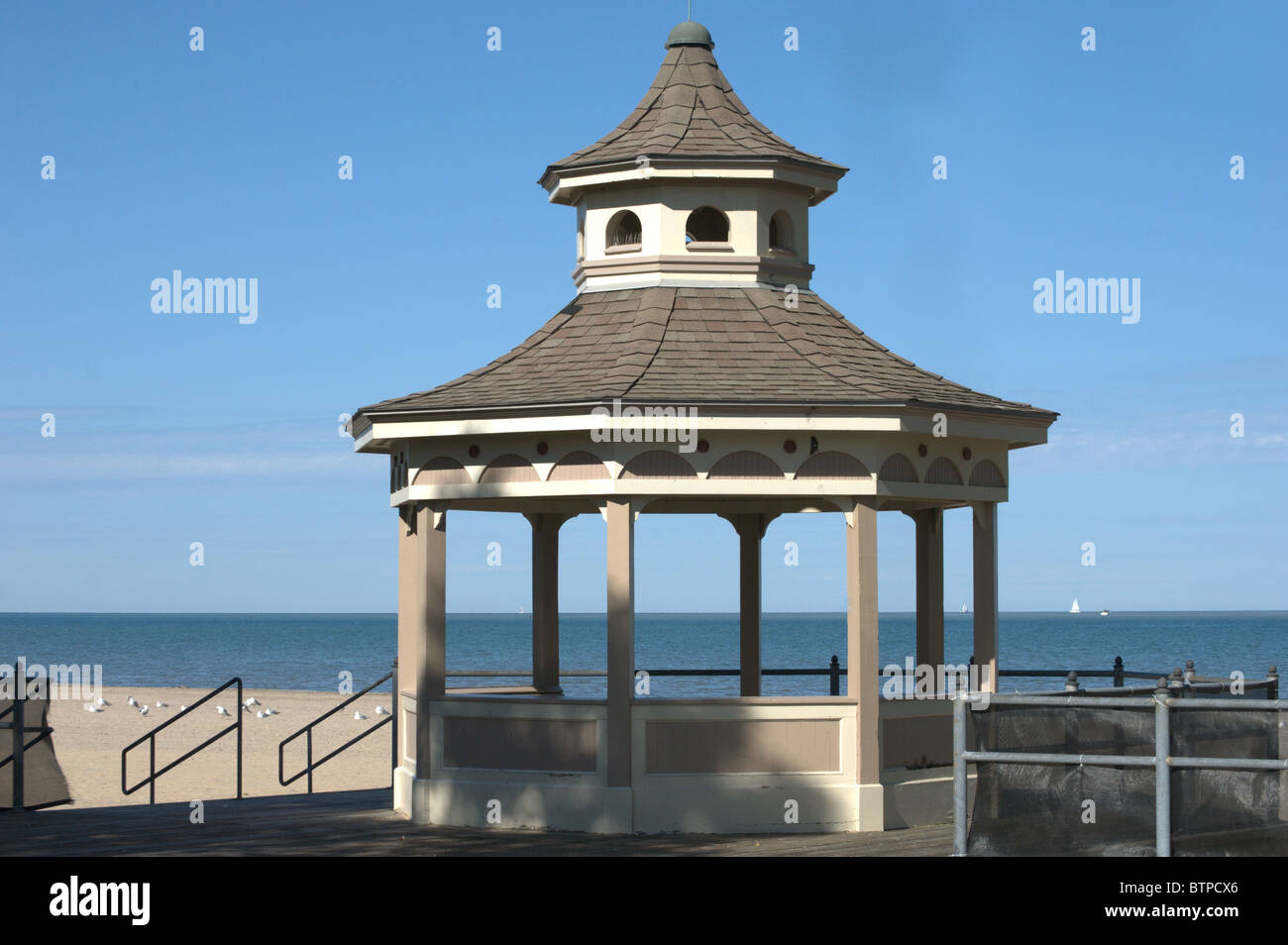 Cupola at Ontario State Beach, Rochester NY Stock Photo Alamy