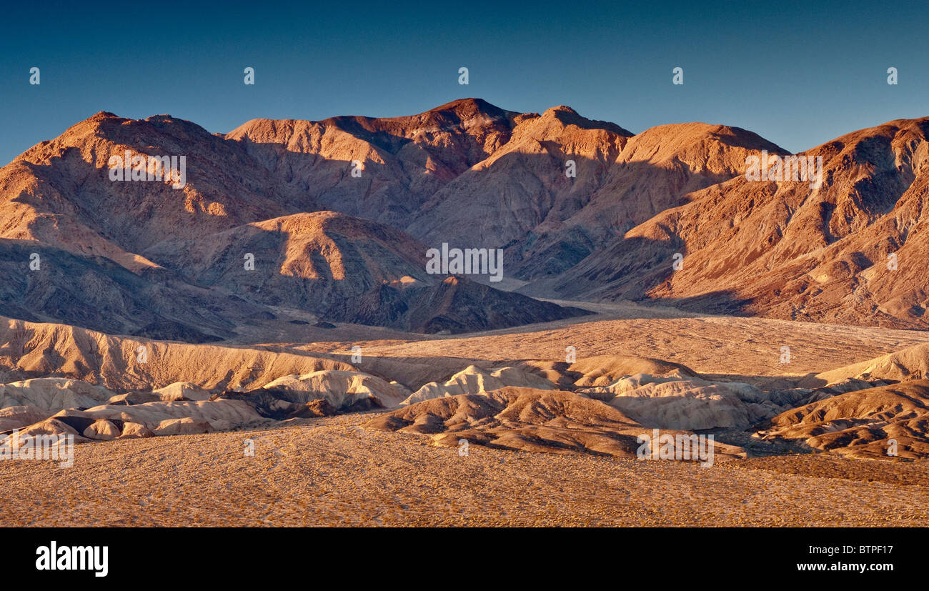 Owlshead Mountains over Confidence Hills in Mojave Desert from Jubilee
