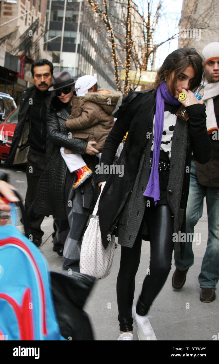 Madonna and Children Attend Kabbalah Services Stock Photo