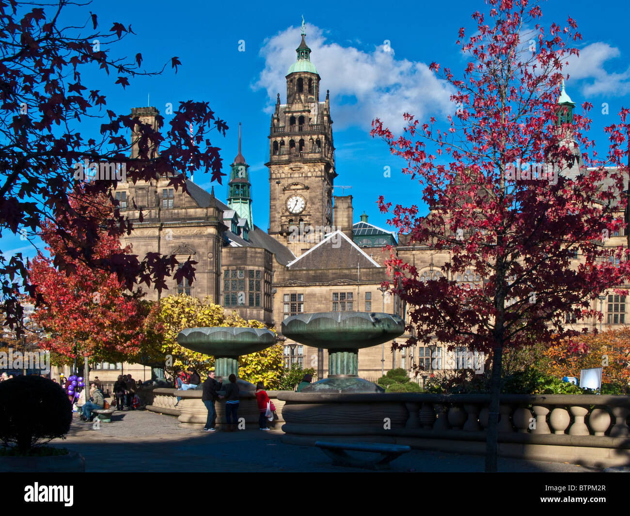 Sheffield Town Hall and Peace Gardens Stock Photo