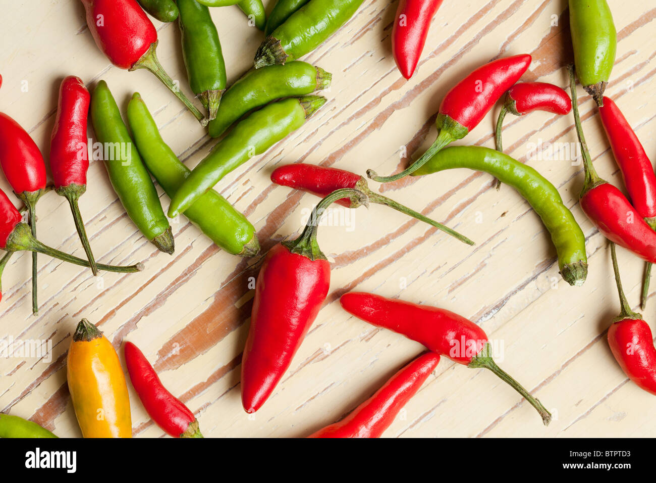 red and green hot peppers Stock Photo - Alamy