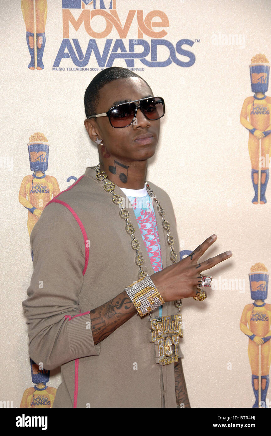 Soulja boy sunglasses hires stock photography and images Alamy