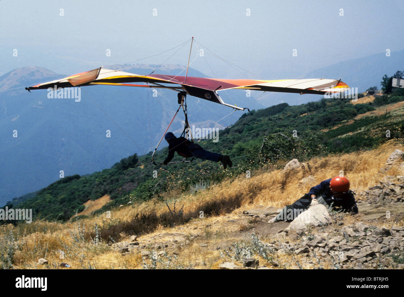 color hangglider fly flight high sky lift physics soar adventure