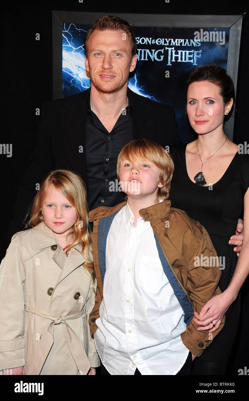 Kevin mckidd and family hi-res stock photography and images - Alamy