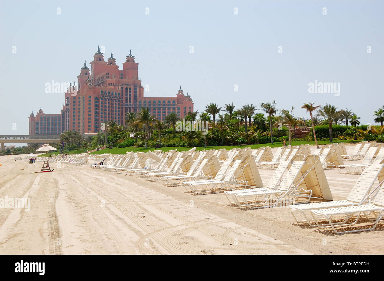 Beach Of Atlantis The Palm Hotel Dubai Uae Stock Photo