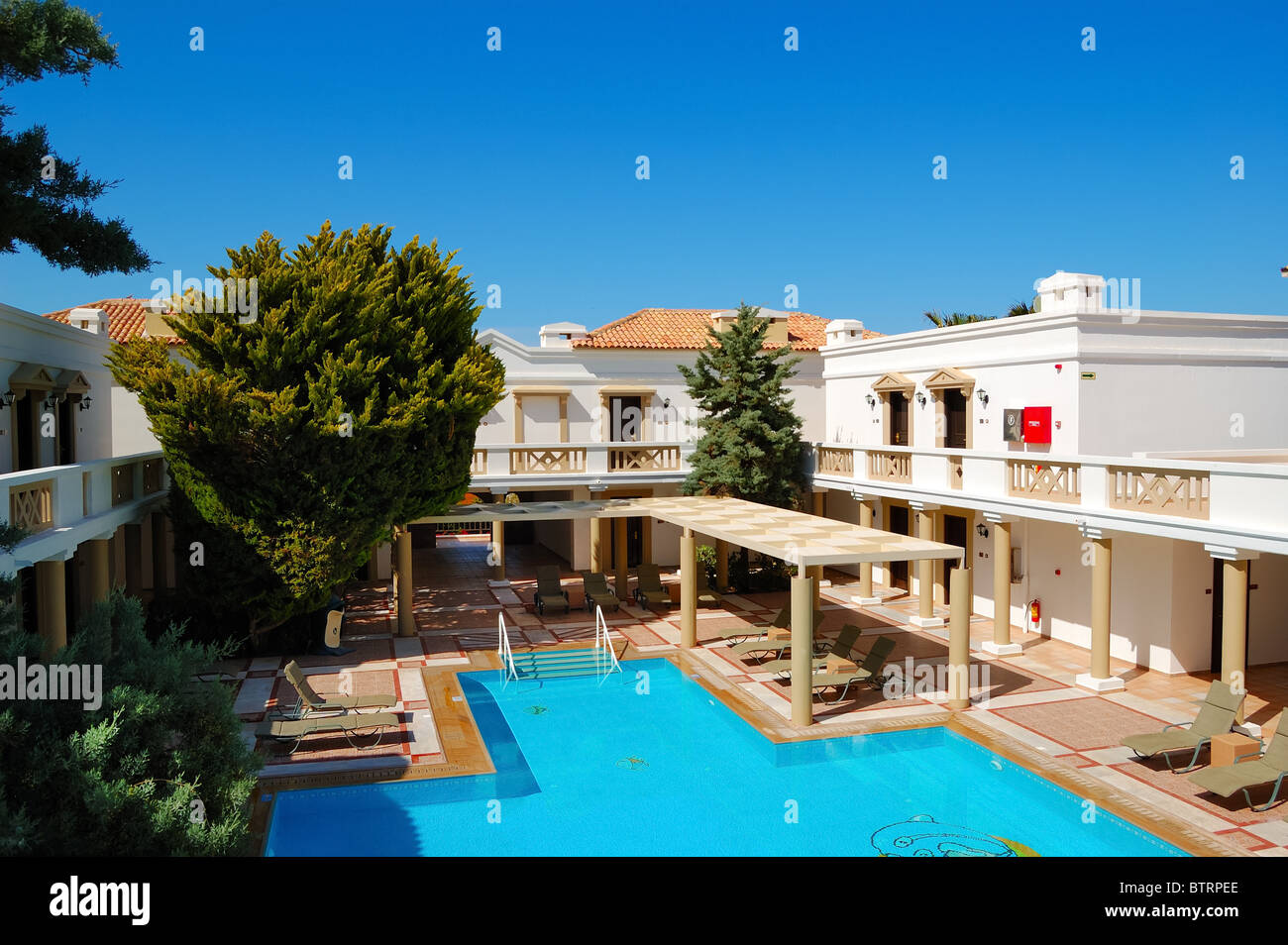 Luxury swimming pool design hi-res stock photography and images - Alamy
