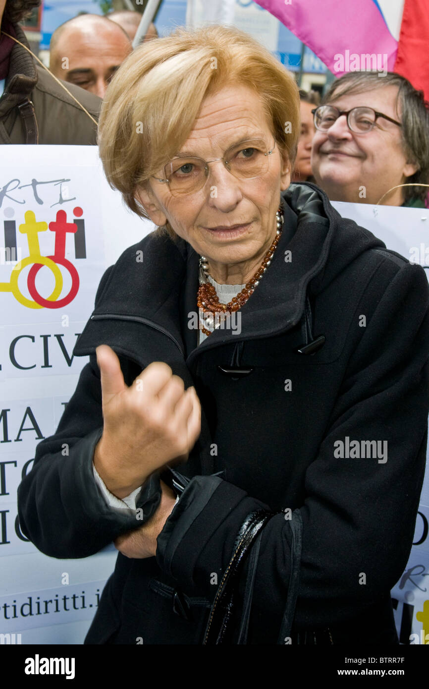 Emma Bonino, Sit In Partito Radicale, Milan 08.11.2010 Stock Photo