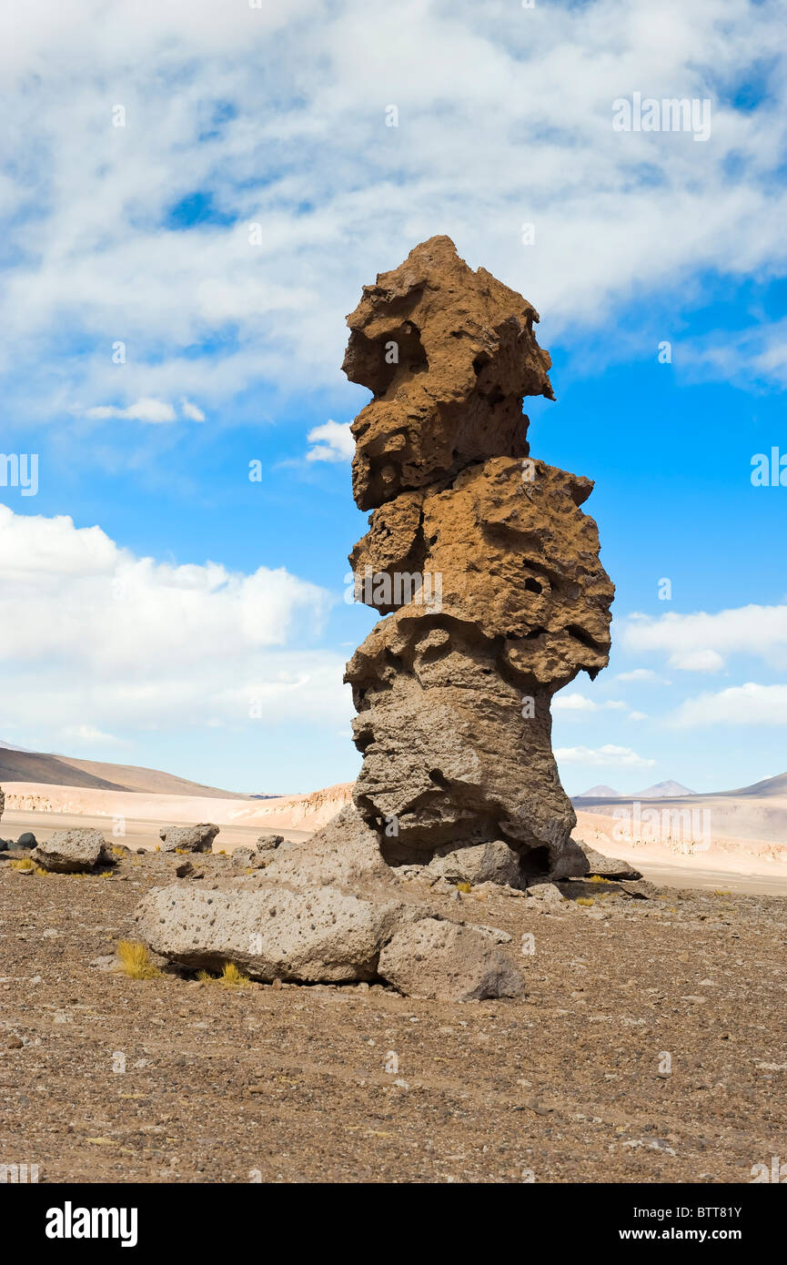 Monjes de la Pacana stone pillars (Pacana Monks), Los Flamencos ...