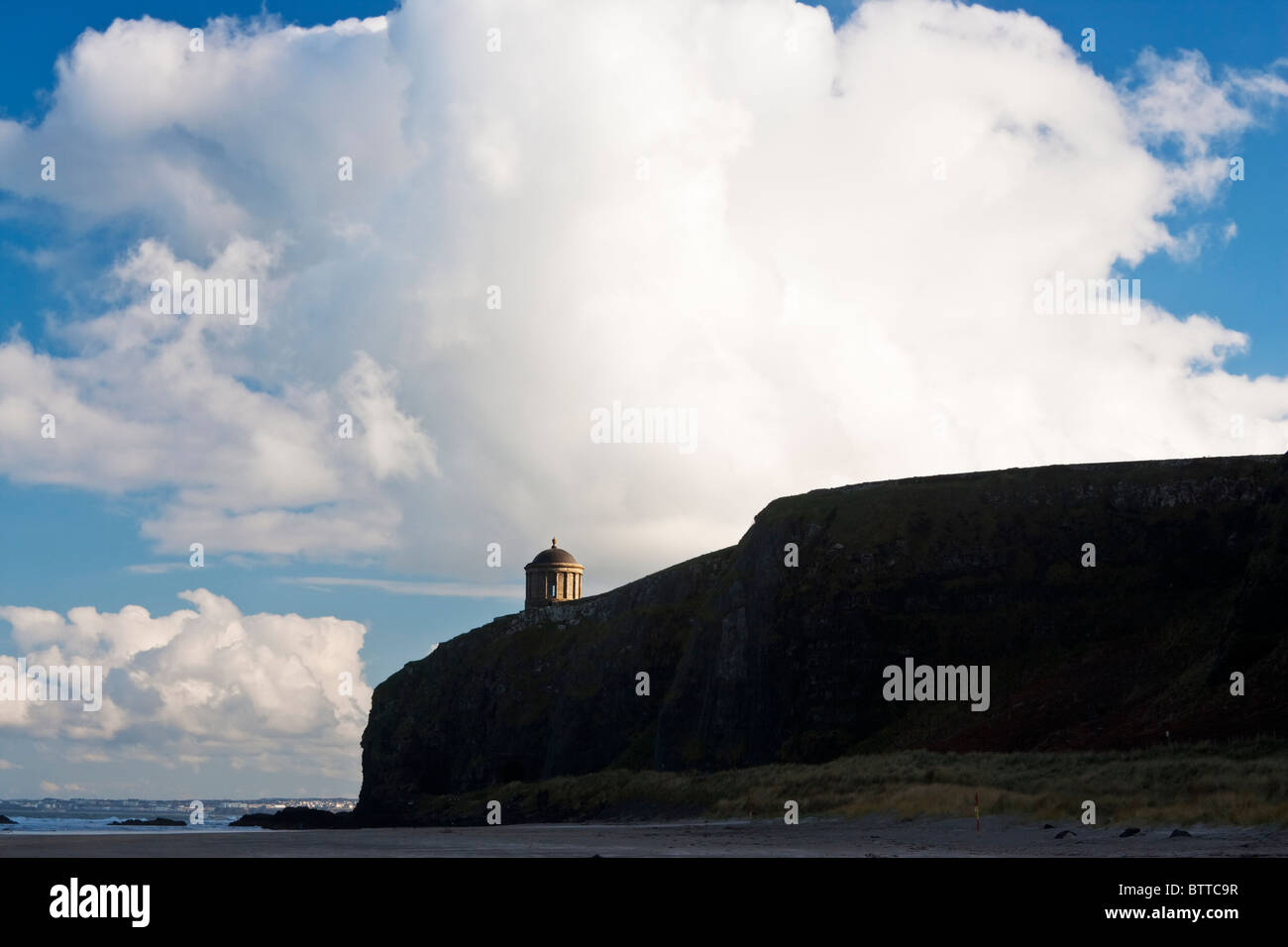 Mussenden temple from Benone Strand on the County Derry coast, Northern Ireland Stock Photo