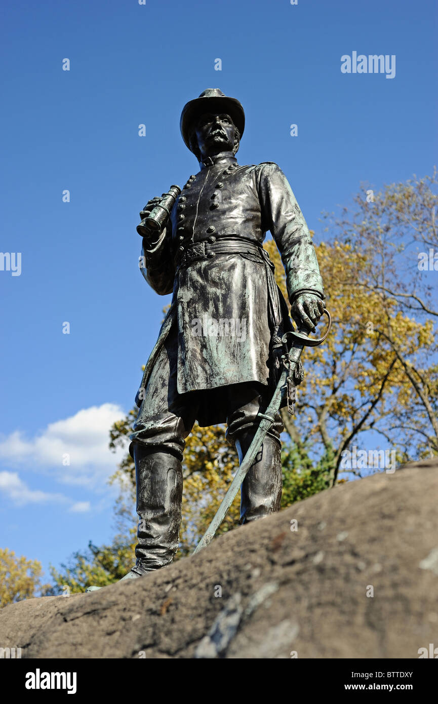 Warren statue little round top hires stock photography and images Alamy