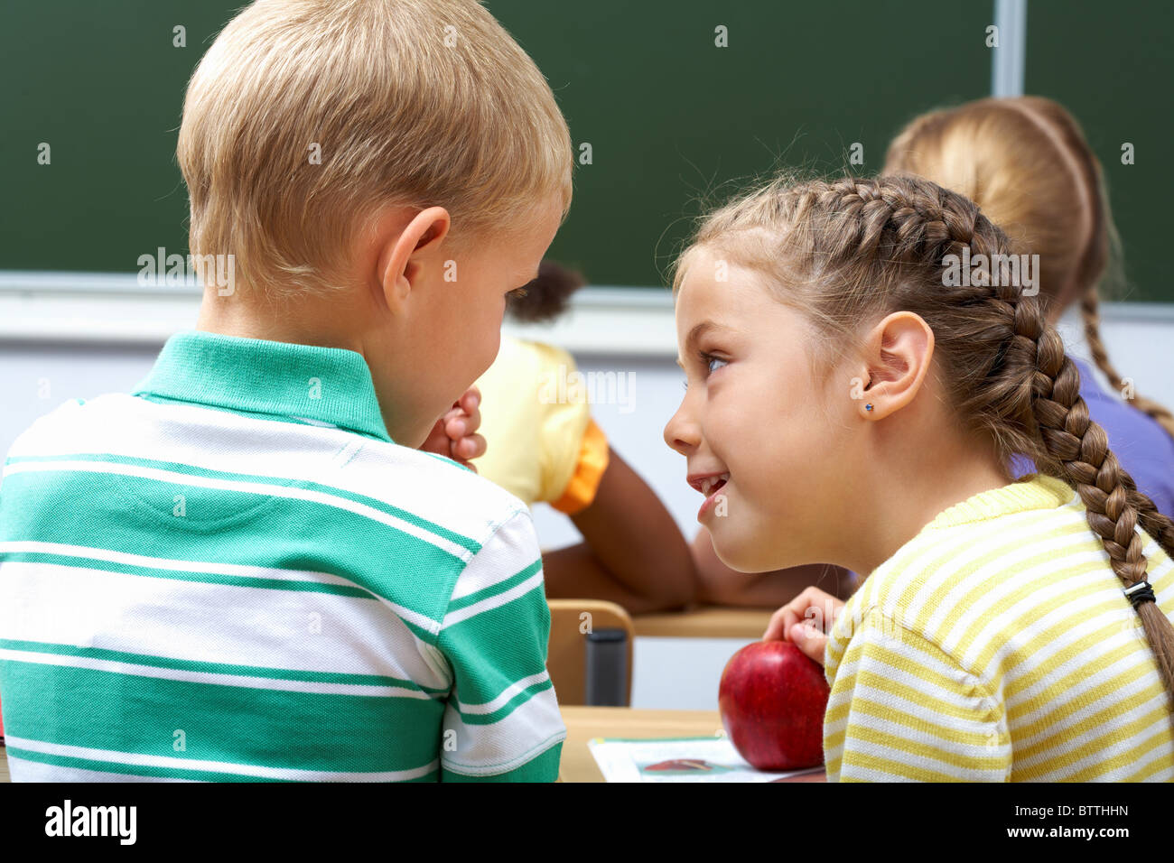 Как разговорить ребенка в школе