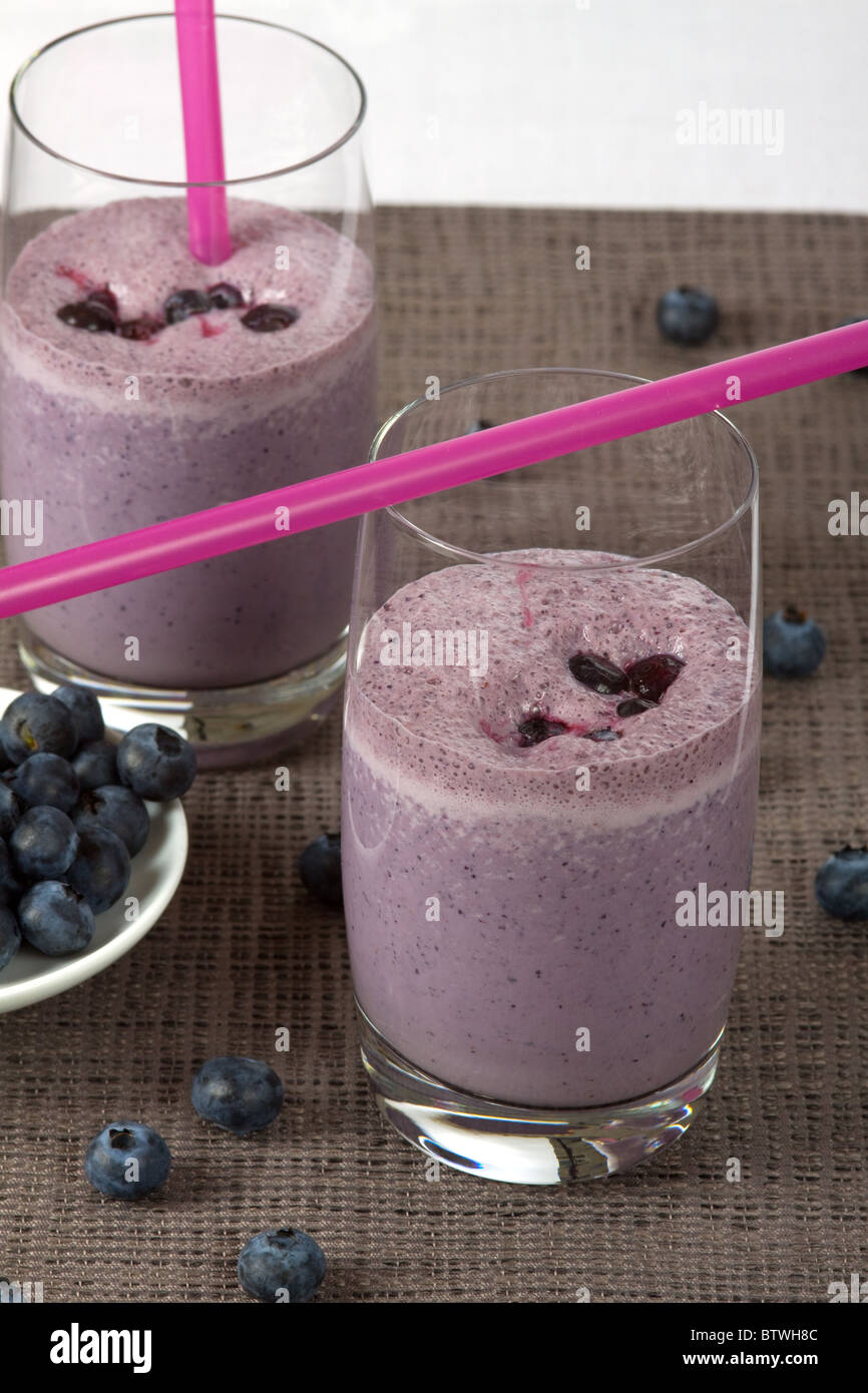 Obst shake hi-res stock photography and images - Alamy