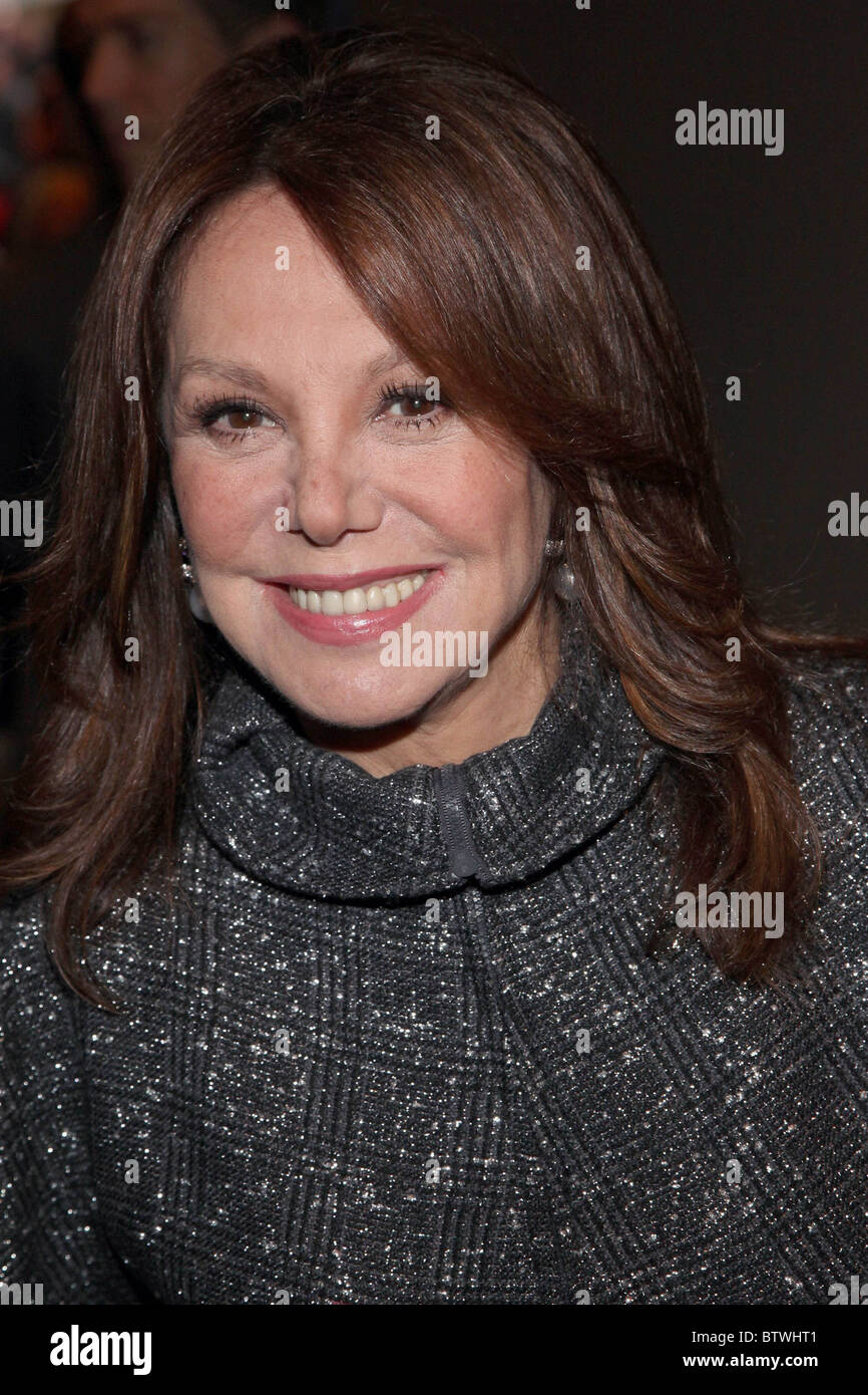 WEST SIDE STORY Revival Opening Night on Broadway Stock Photo Alamy